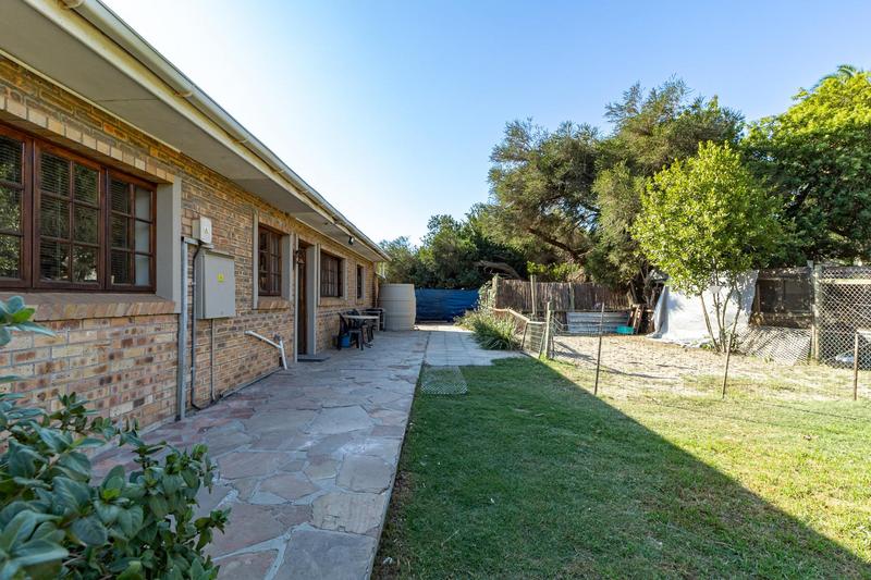 4 Bedroom Property for Sale in Joostenbergvlakte Western Cape